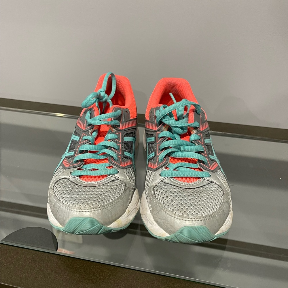 Asics - Picture 2 of 4